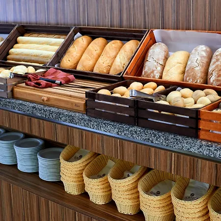 Asteria Family Sunny Ξενοδοχείο 4*