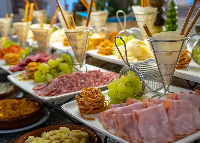 Asteria Family Sunny فندق