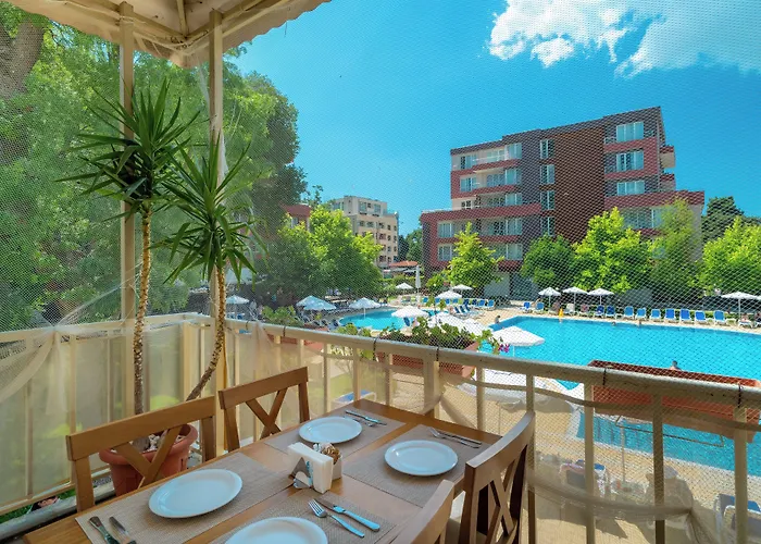 Asteria Family Sunny فندق