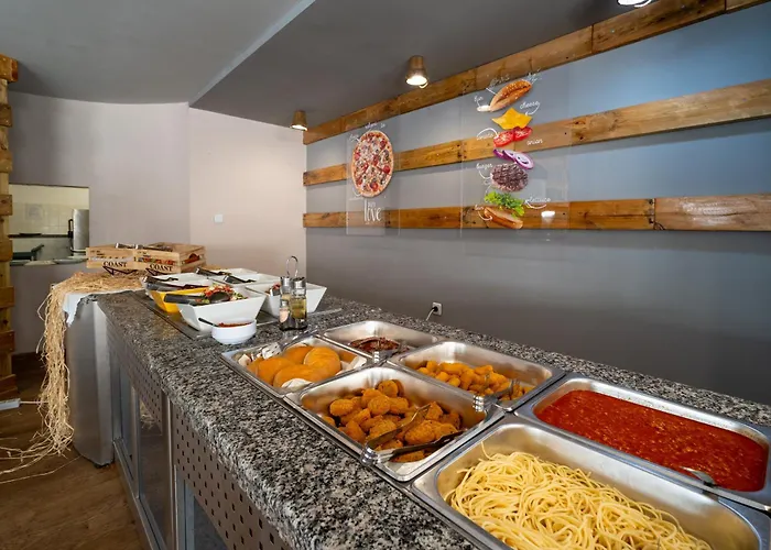 Asteria Family Sunny ホテル 4*