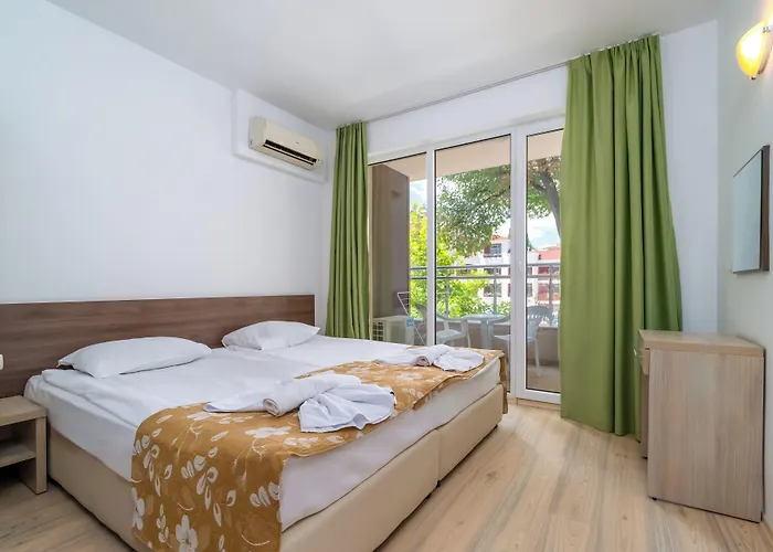 Asteria Family Sunny 4* Slăntjev Brjag